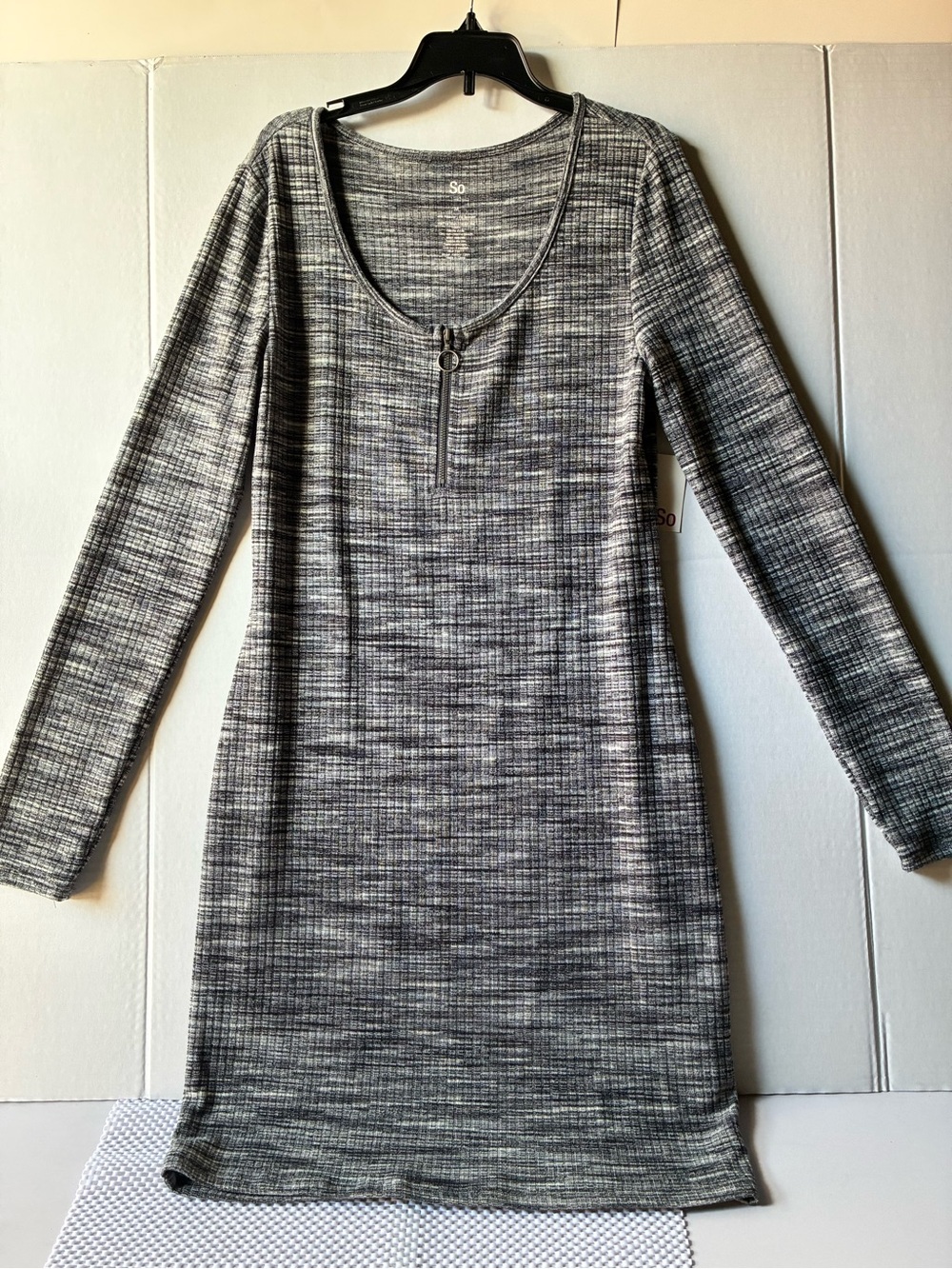 SO Grey Heathered Long-Sleeve Knit Dress with Zip Pull